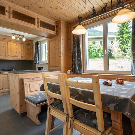 Aaa Chalet Allegra Rojo With Mountain View Скуол Екстериор снимка