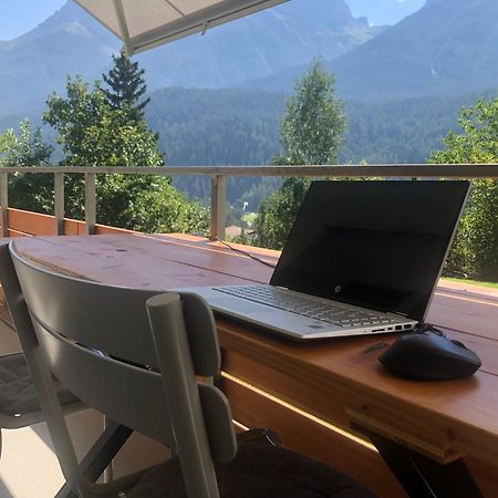 Aaa Chalet Allegra Rojo With Mountain View Скуол Екстериор снимка