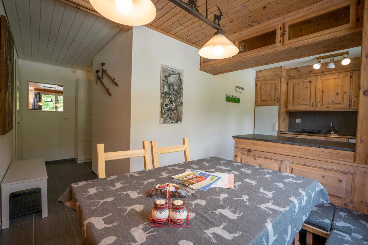 Aaa Chalet Allegra Rojo With Mountain View Скуол Екстериор снимка