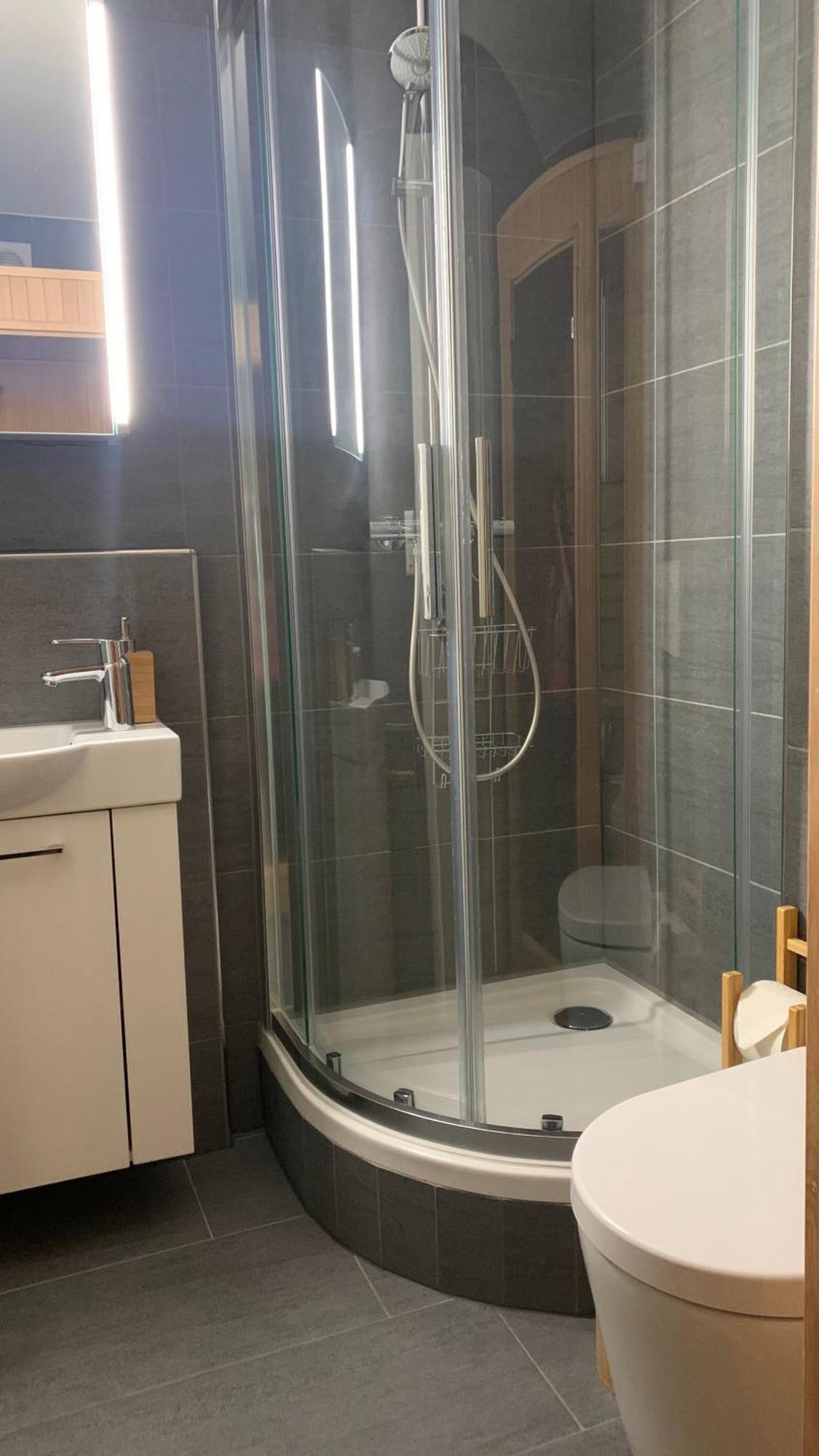 Aaa Chalet Allegra Rojo With Mountain View Скуол Екстериор снимка